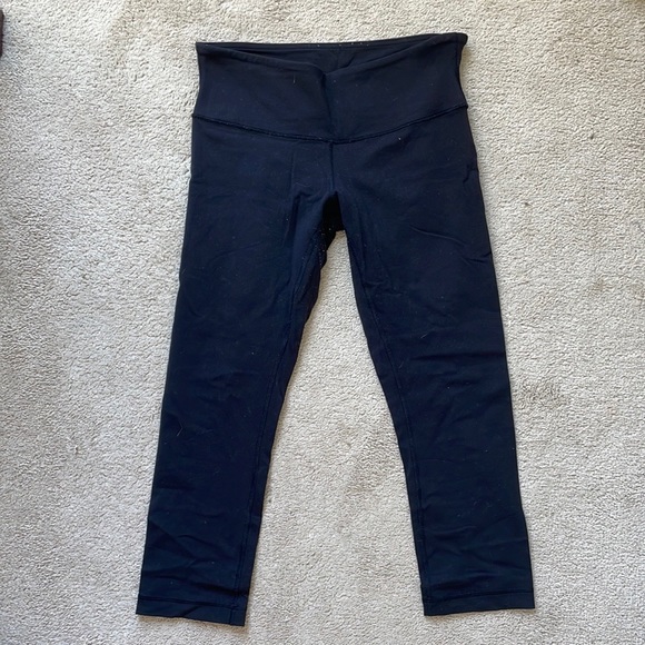 Lululemon pace rival crops - Picture 3 of 3